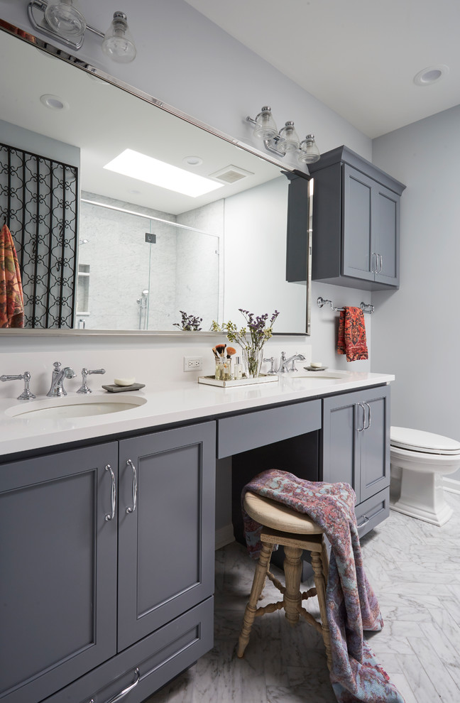 Home design - transitional home design idea in Chicago