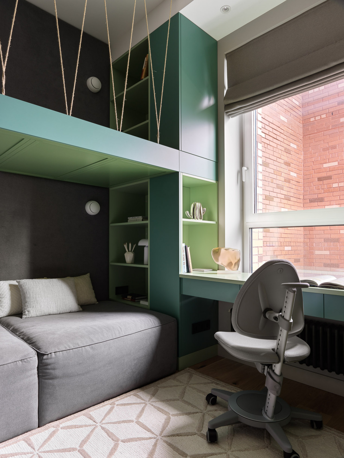 Две небанальные детские с одного объекта