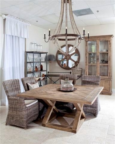 Design ideas for a bohemian dining room in Miami.