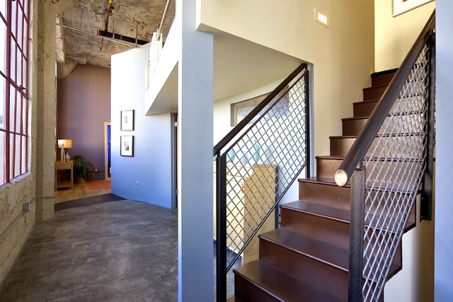 Lighthouse Lofts 201/202 contemporain-escalier