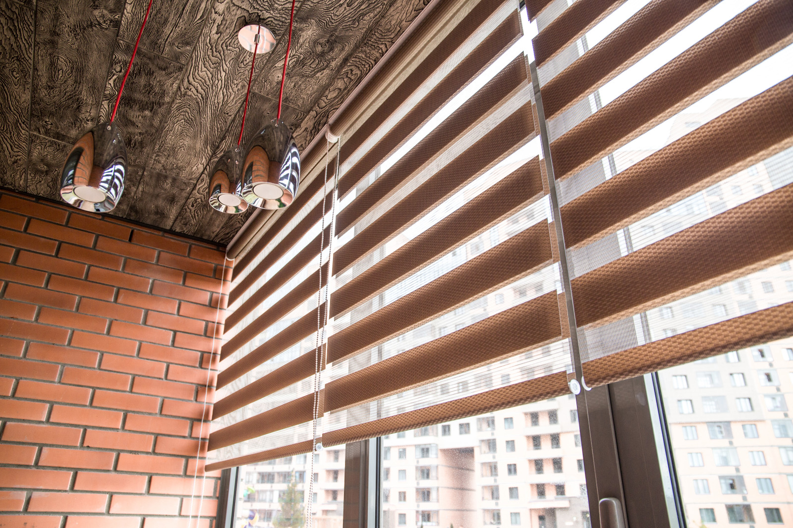 Рулонные шторы День/Ночь на балкон