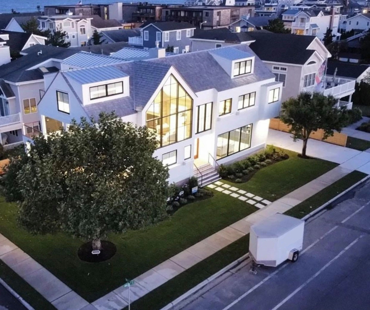Modern House No. 19