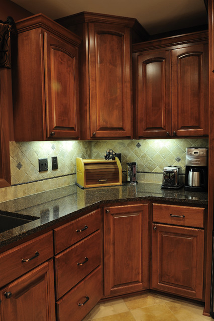 Freeman traditional-kitchen