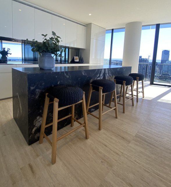 BROADBEACH WEEKENDER modern