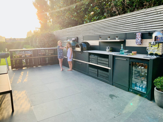 Outdoor kitchen in Bosham, Chichester courtyard