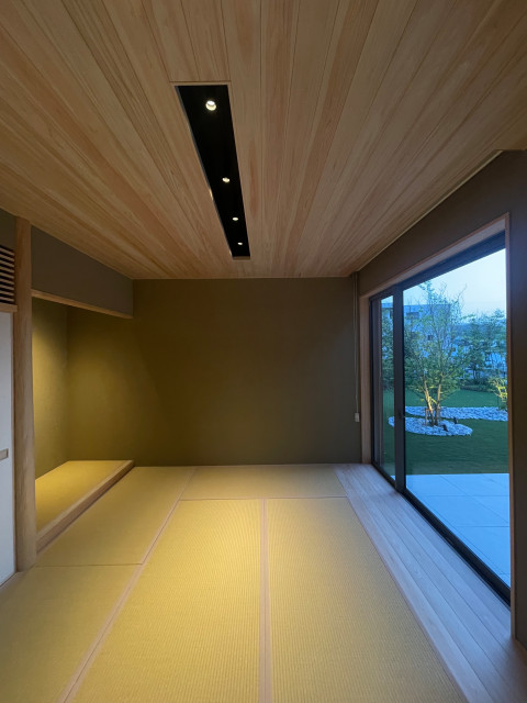 庭園の家 minimalistisch-wohnzimmer