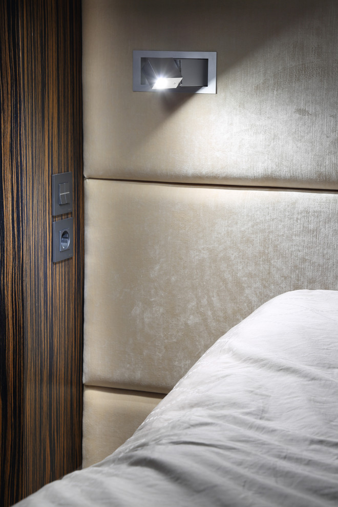 Сценарное освещение. Электроустановка ABB Niessen Zenit.