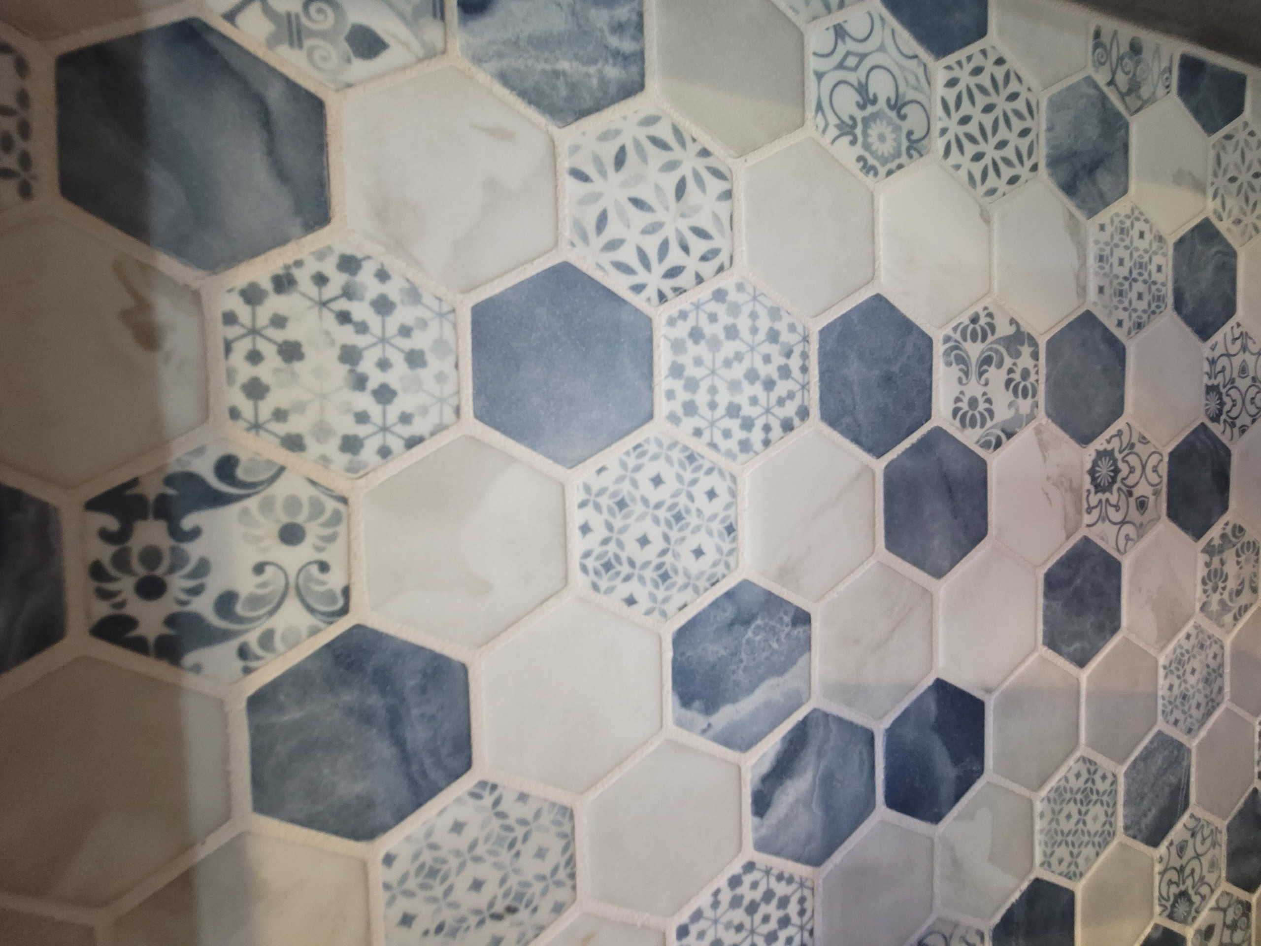 Contemporary Bathroom in blue tile