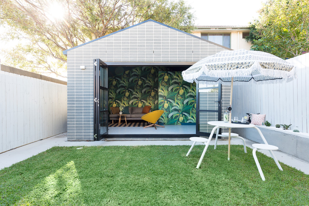 Inspiration for a midcentury shed and granny flat in Sydney.