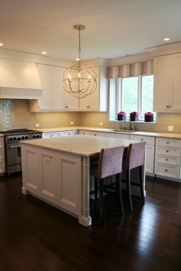 Kitchen - transitional kitchen idea