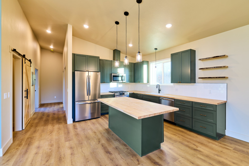 Jones Custom Home on Blackwater Bend