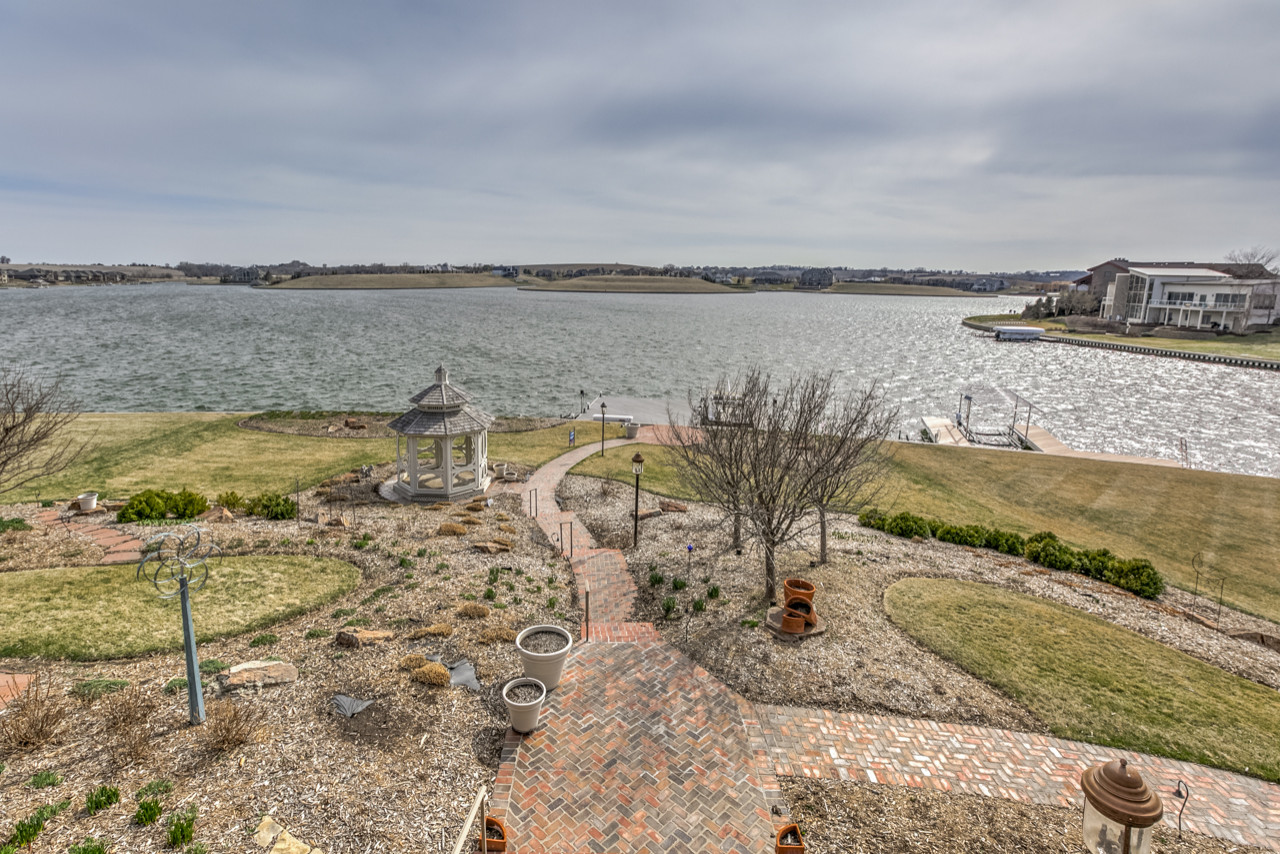 Lakefront ranch - Newport Landing