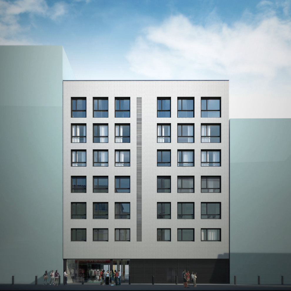 Edificio de viviendas en el frente marítimo de Lloret de Mar