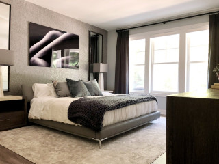 モダンスタイルのおしゃれな寝室 壁紙 のインテリア画像 75選 22年11月 Houzz ハウズ