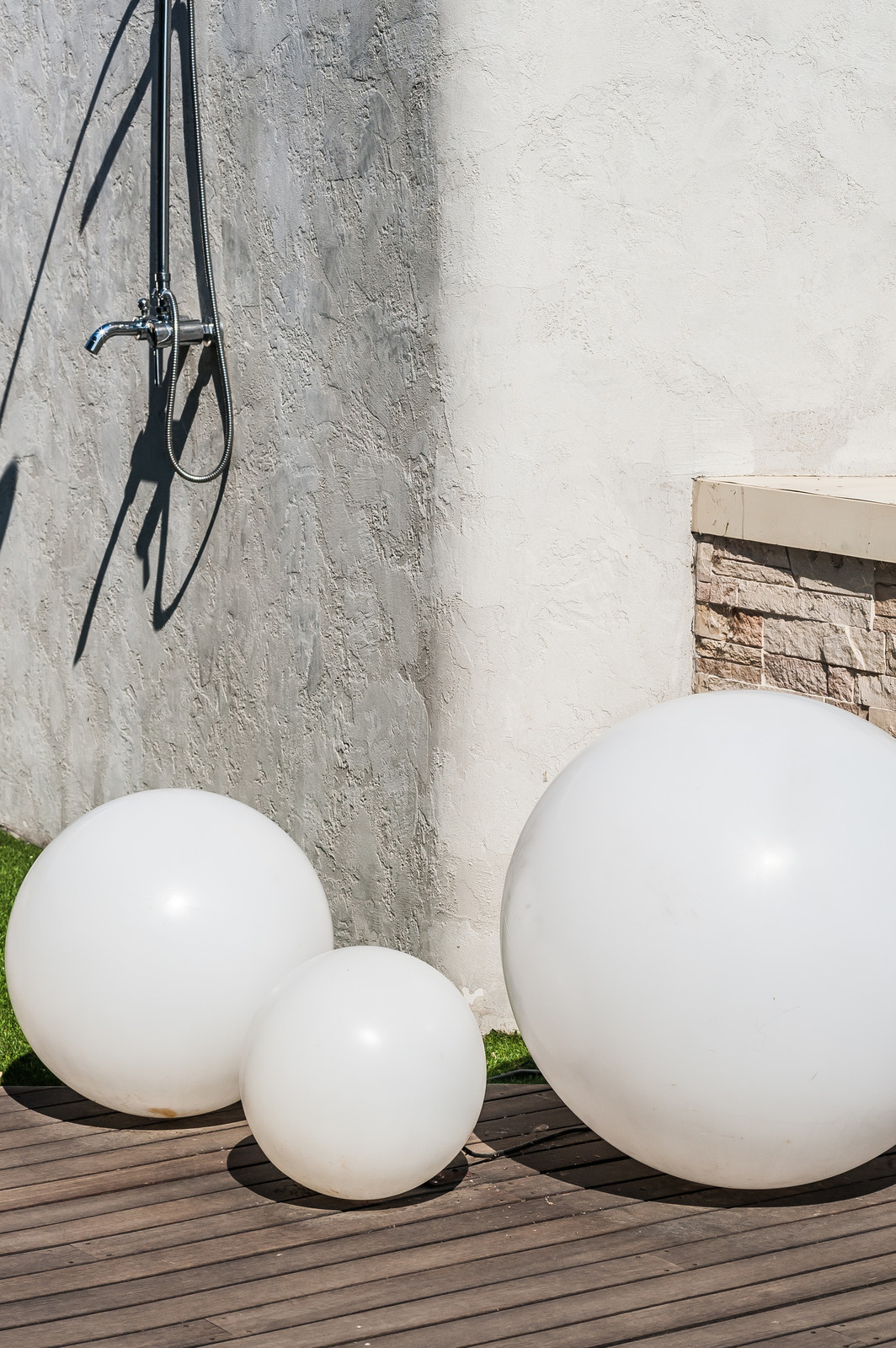 Светлый hi-tech