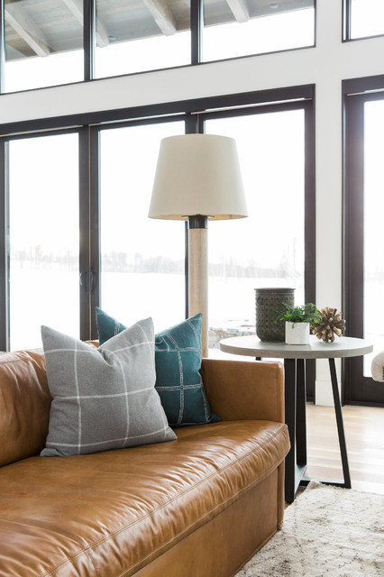 Modern Mountain Home classique-chic-salon