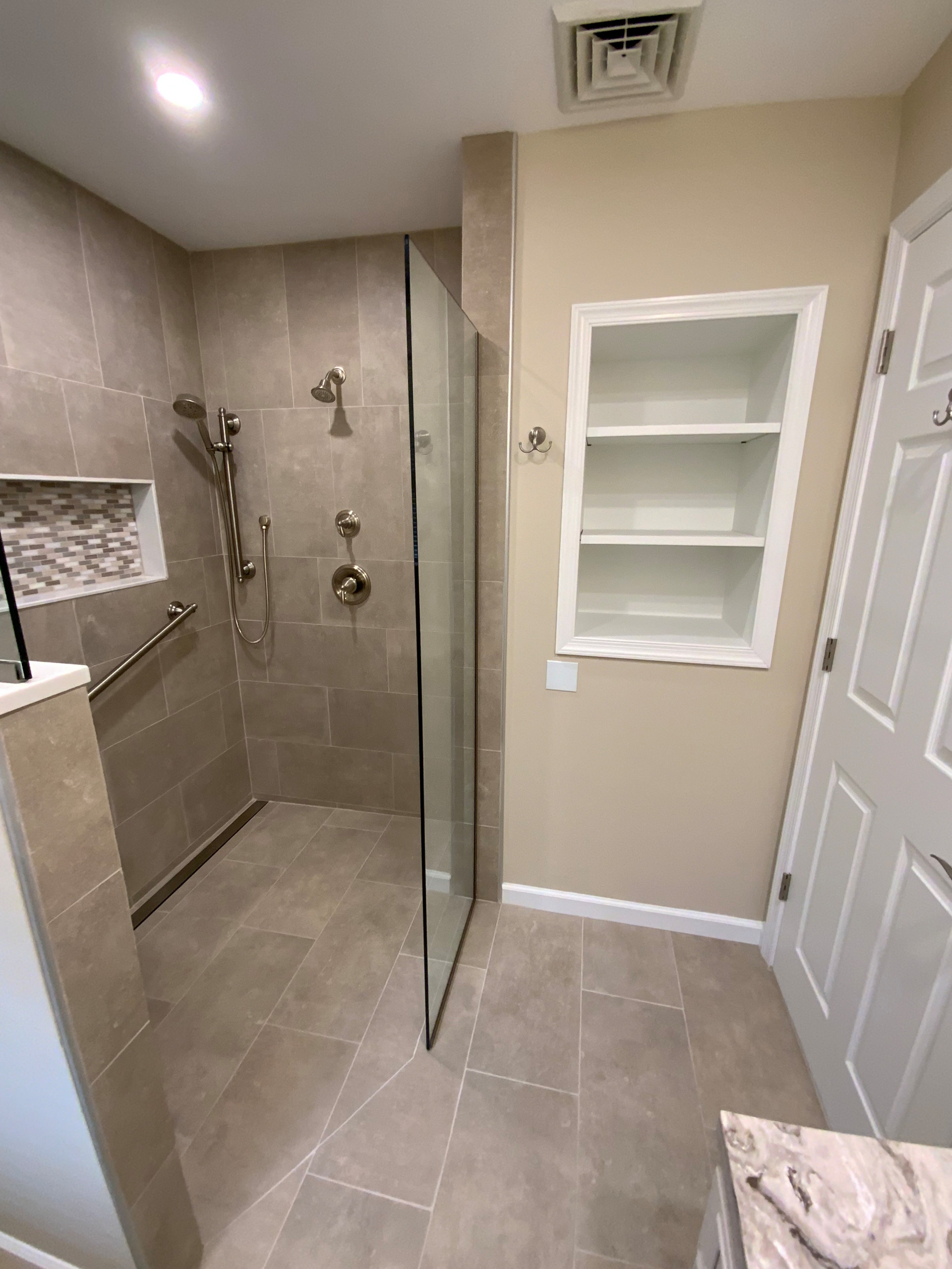 Delaware Township Master Bath