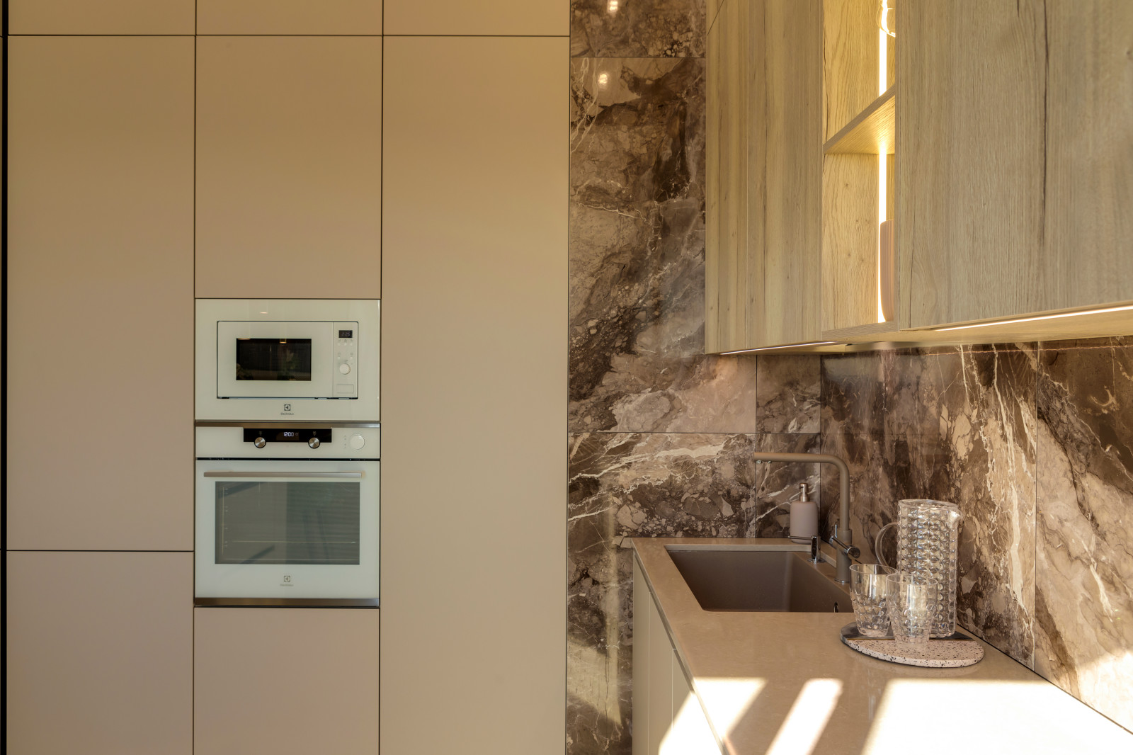 ЖК Париж. "Я есть..."