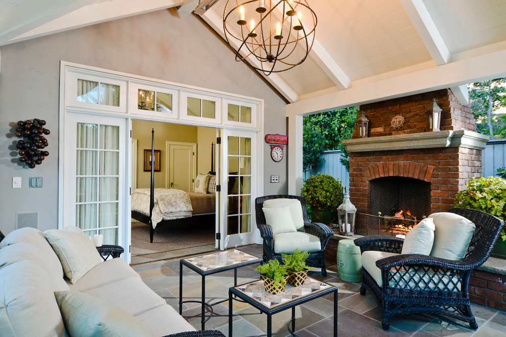 Design ideas for a traditional patio in San Francisco with a fire feature.