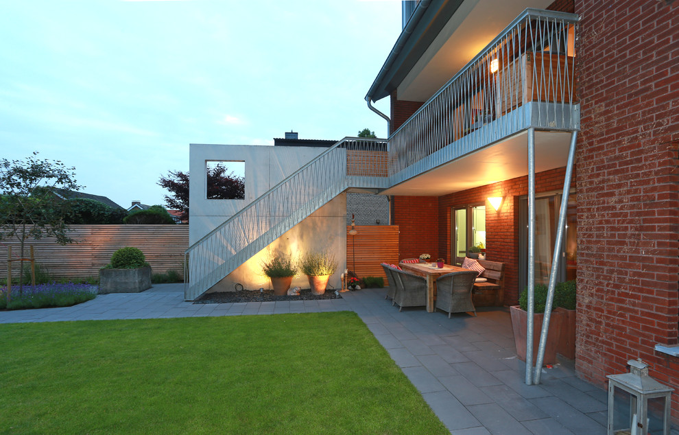 Moderne Terrasse in Sonstige