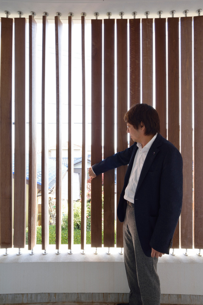 ?[in Nagoyaモダンスタイルのおしゃれな家の外観 () の写真]:[in Nagoyaモダンスタイルのおしゃれな家の外観の写真]
