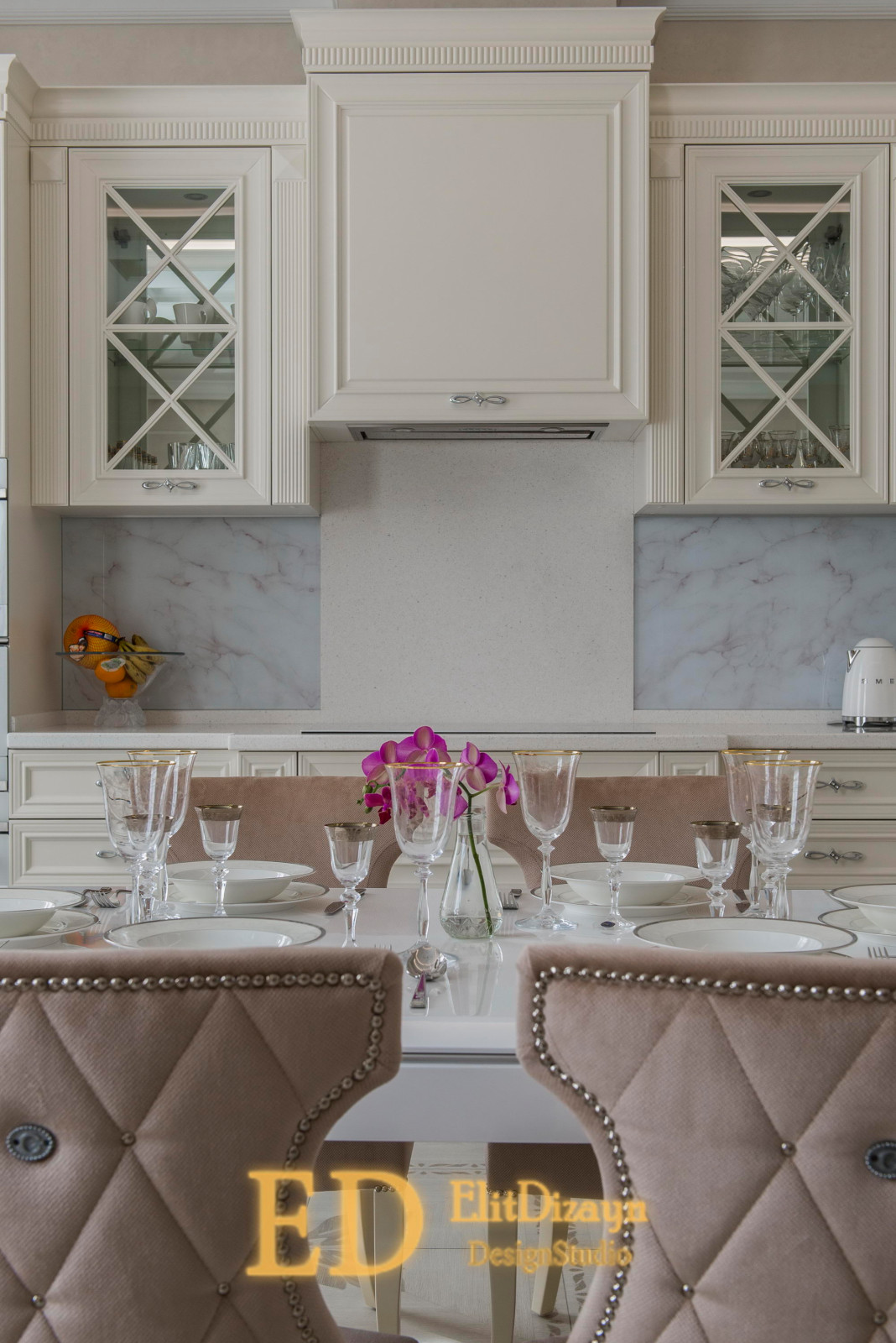 Квартира неоклассика - 1 (кухня-гостиная)