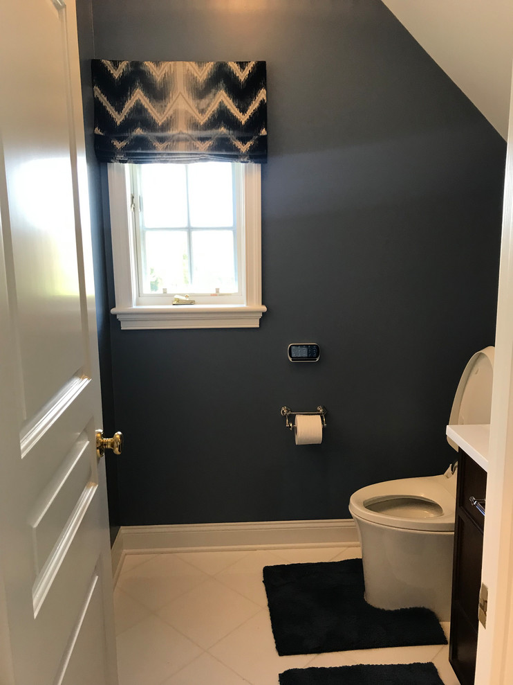 Example of a transitional home design design in New York
