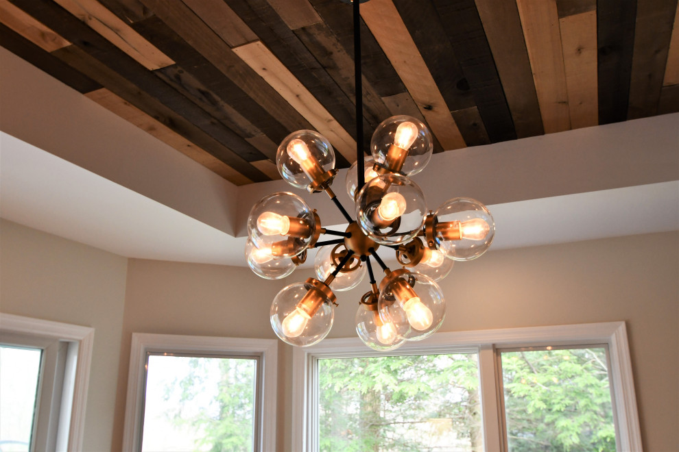 Inspiration for a rustic kitchen remodel in New York