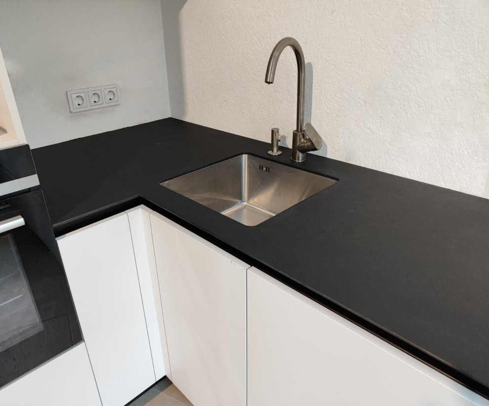 Столешницы из Компакт-Пластика