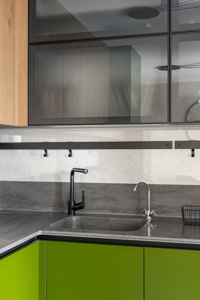 Кухня. Фрагмент