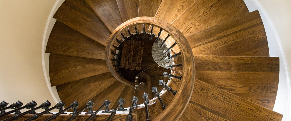 Staircase - country staircase idea in Atlanta