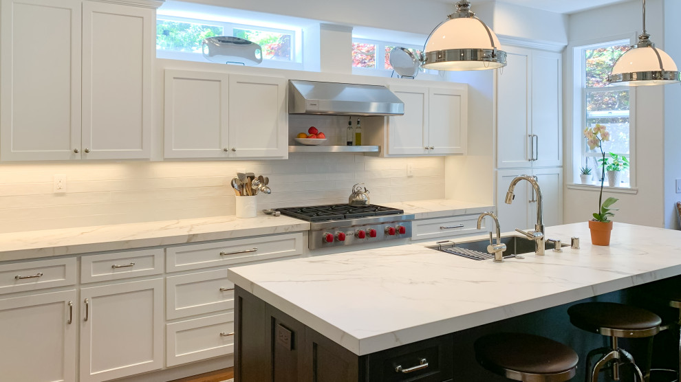 Kitchen Reface and Living Room Remodel