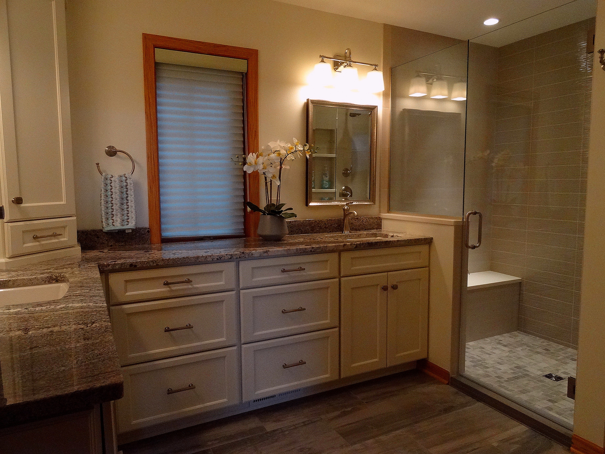Waukesha Residence - Bath Remodel