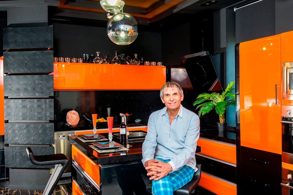 КВАРТИРА БАРИ АЛИБАСОВА НА АРБАТЕ