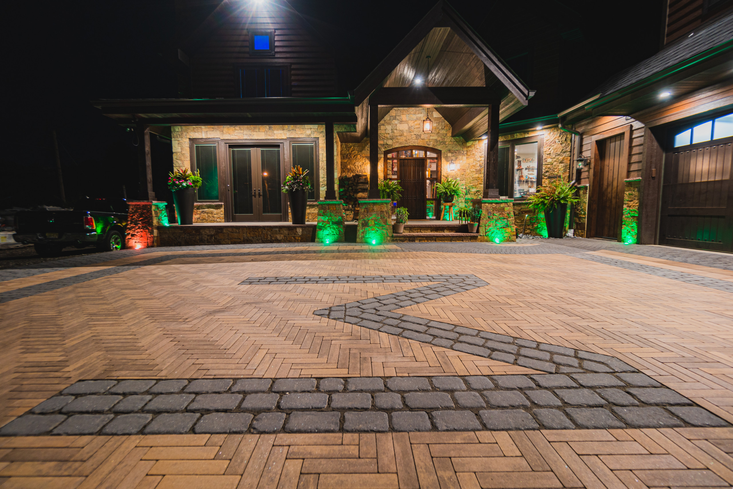 Award Winning Driveway Courtyard