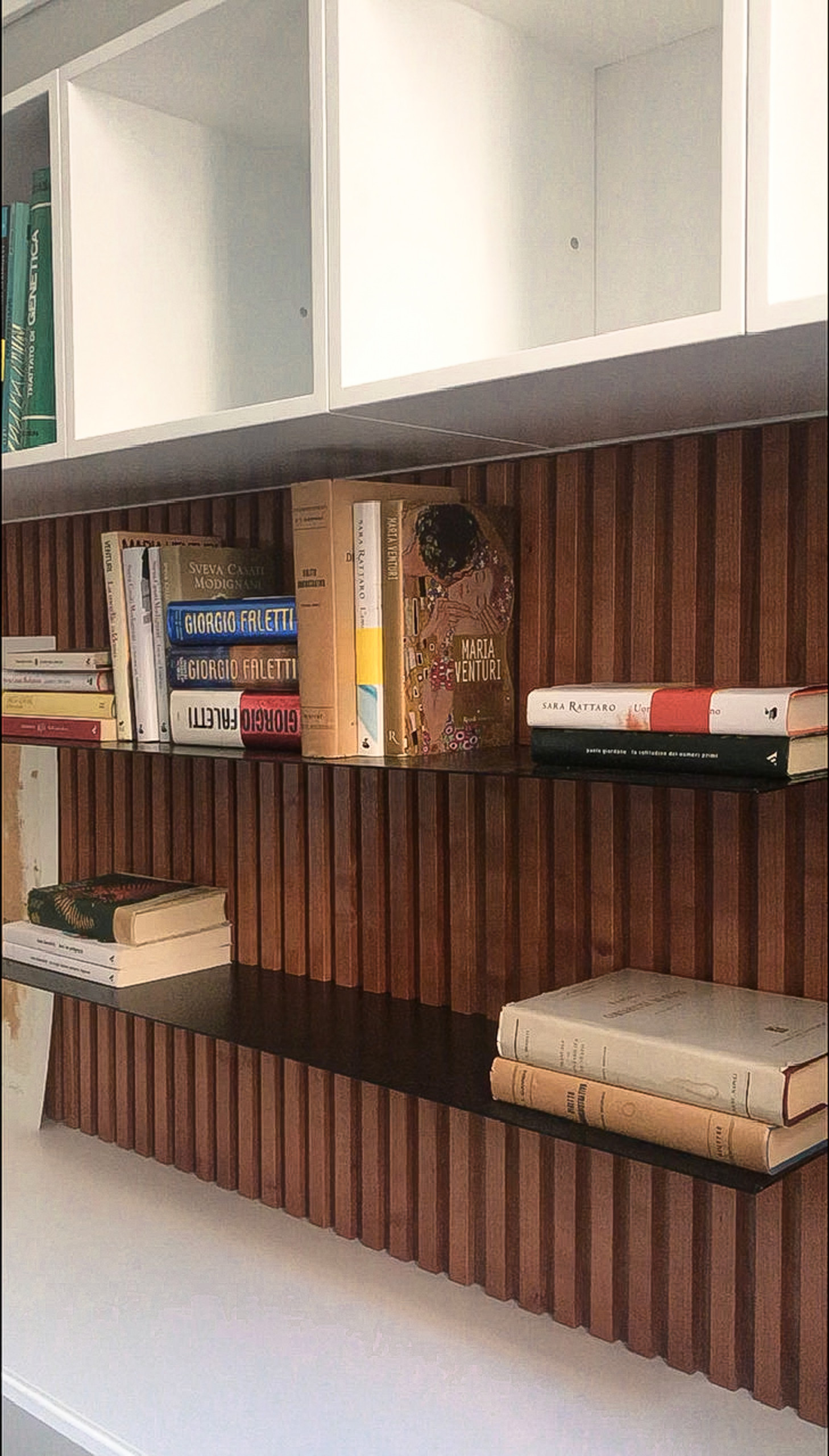 Librerie, pareti attrezzate, scaffali