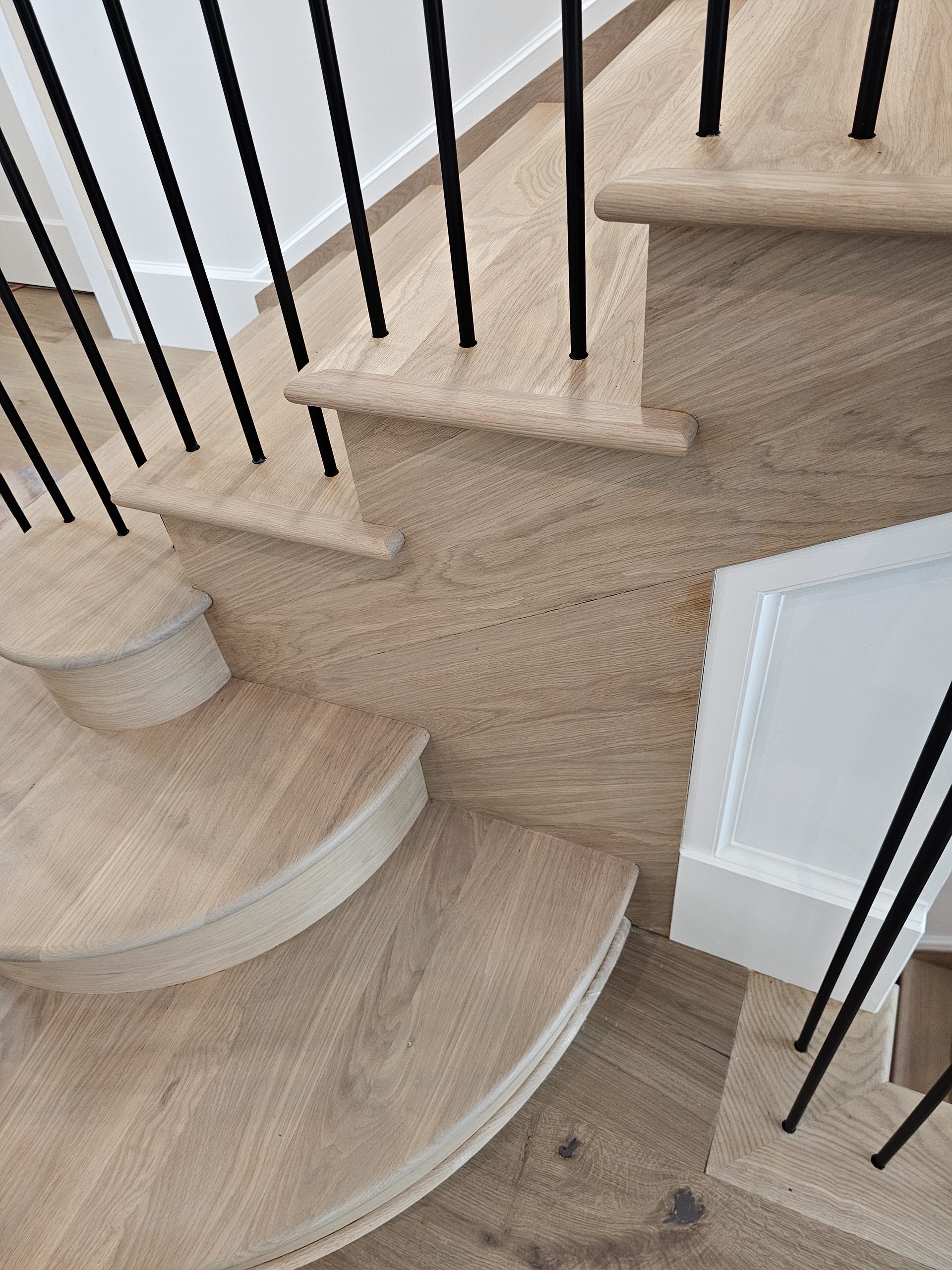 119_Remarkable White Oak Staircase, McLean, VA 22101
