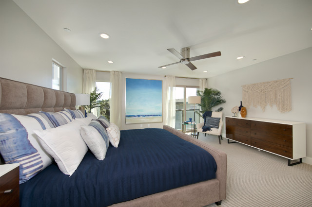 On Point | Point Loma modern-schlafzimmer