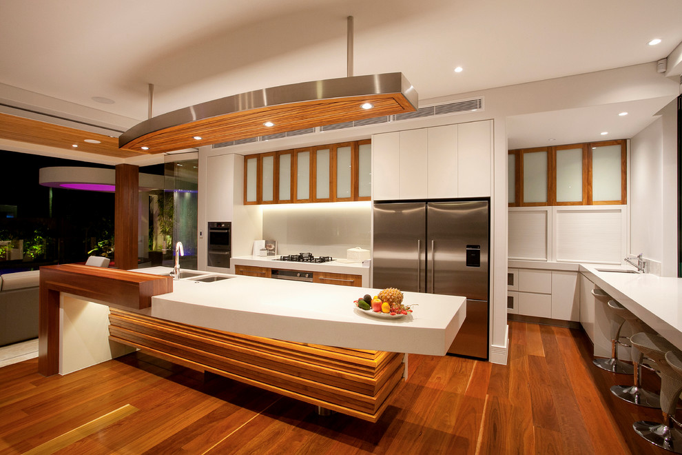 Tropical kitchen in Sunshine Coast.