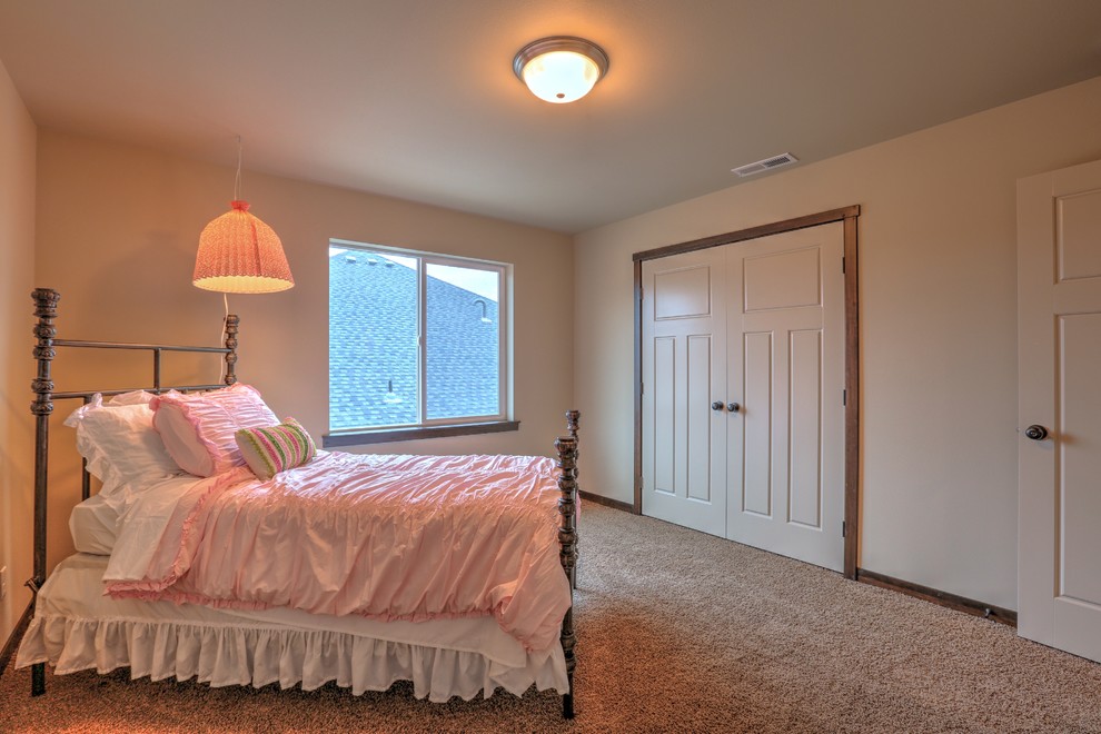 Inspiration for a rustic home design remodel in Seattle