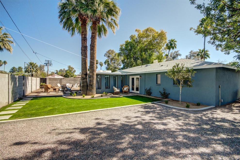 Inspiration for a transitional home design remodel in Phoenix