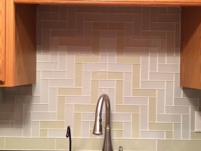 Transitional kitchen photo in Raleigh