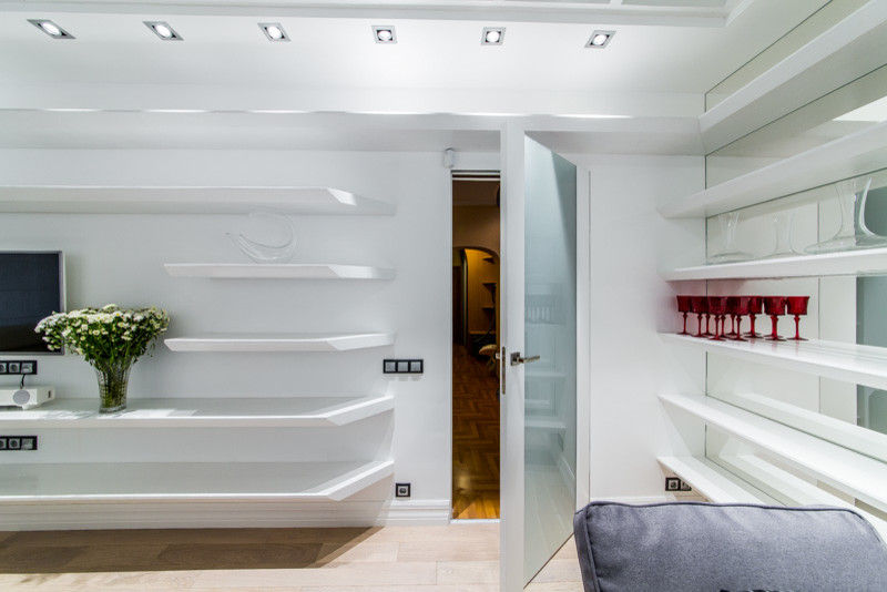 Квартирный вопрос. В греческом зале