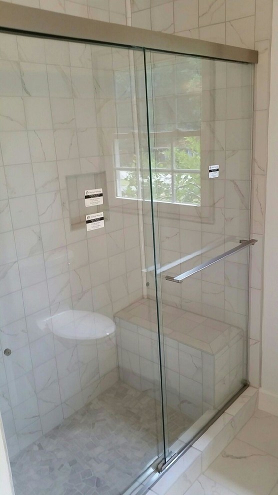 Mid-sized transitional master porcelain tile bathroom photo