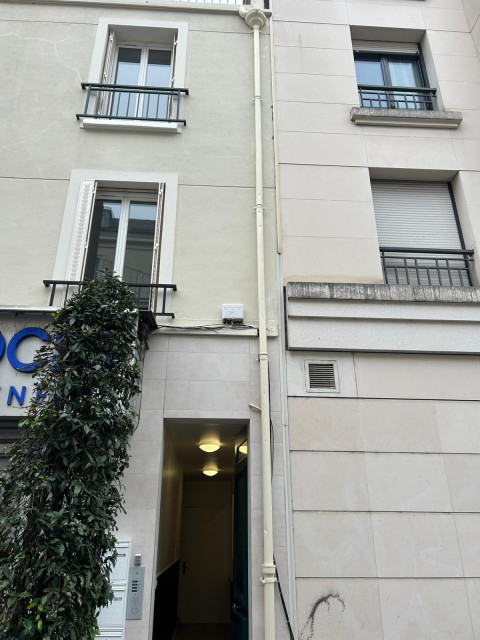 R&eacute;novation immeuble Asni&egrave;res sur Seine contemporary-exterior