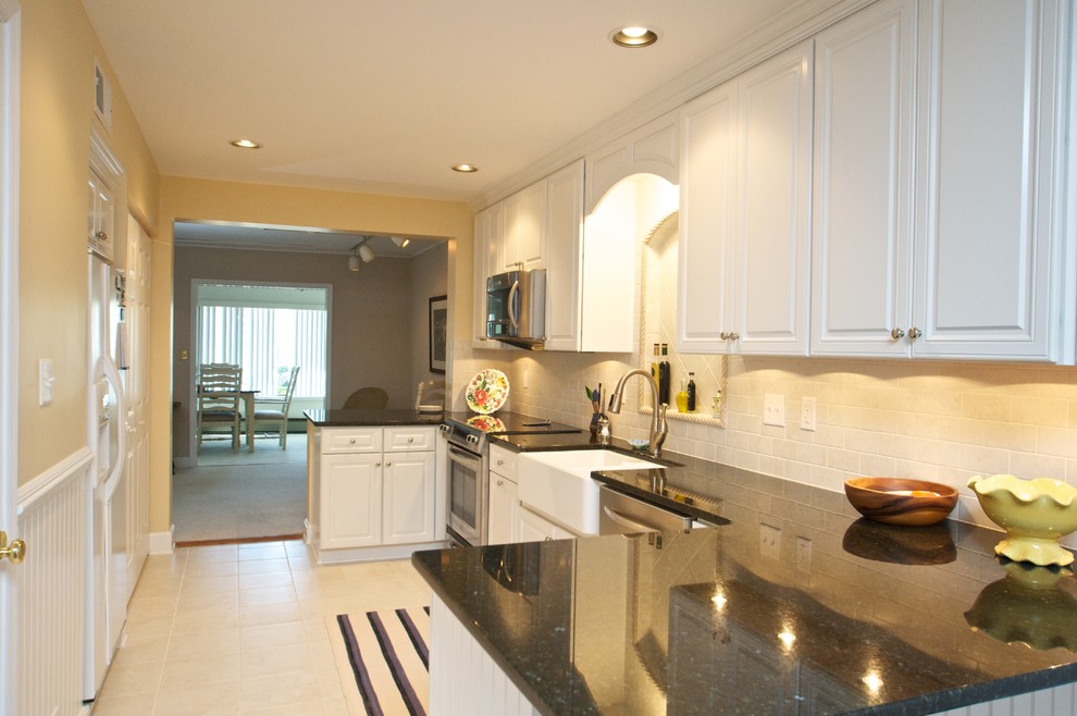 Williamsburg Townhome  White Kitchen