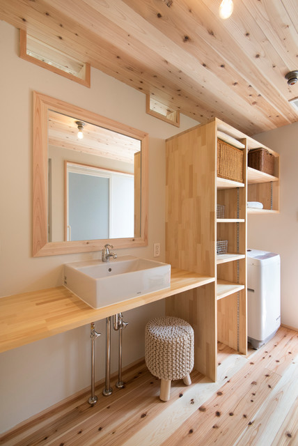 シンプルLIFE landstil-lille-badevaerelse