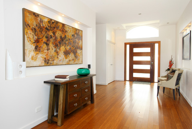 Waters House contemporary-entre