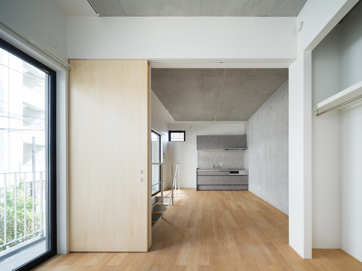 Example of a minimalist living room design in Tokyo