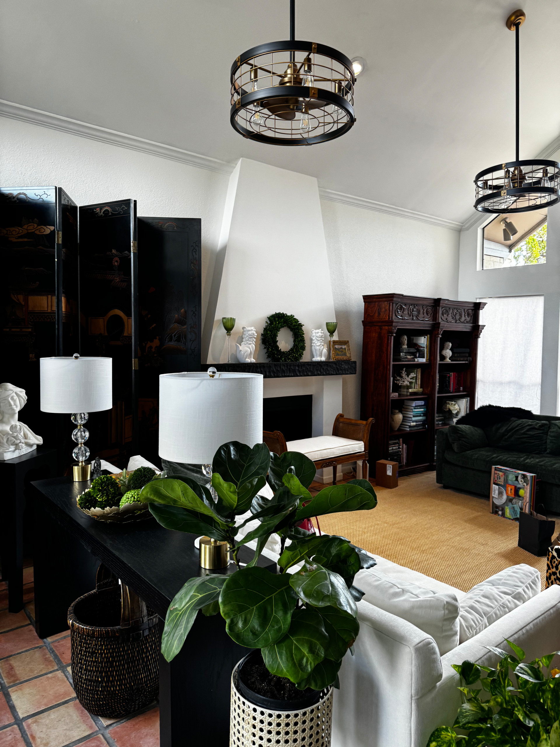 Example of a transitional living room design in Houston